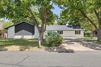 Building Photo - 336 Columbine St