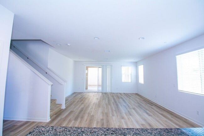 Building Photo - 7039 Mallow Dr