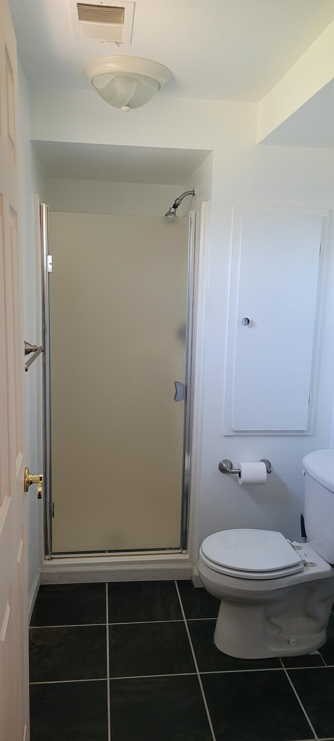 Building Photo - 6304 Kevin Ave