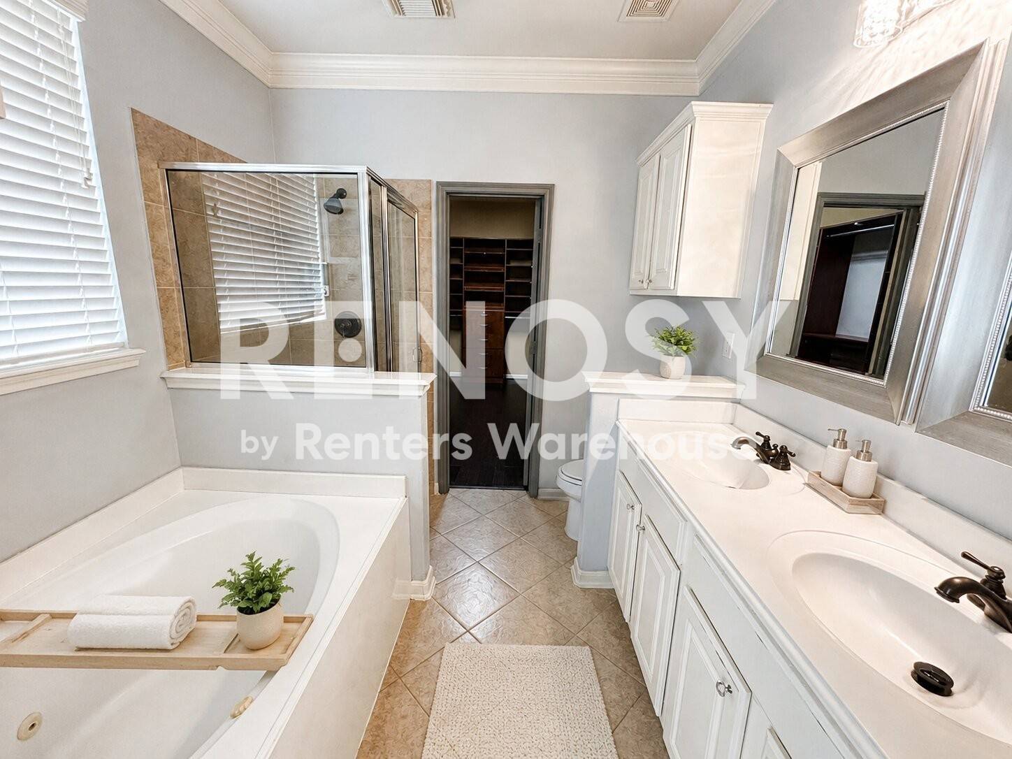Building Photo - 16935 Jelly Park Stone Dr