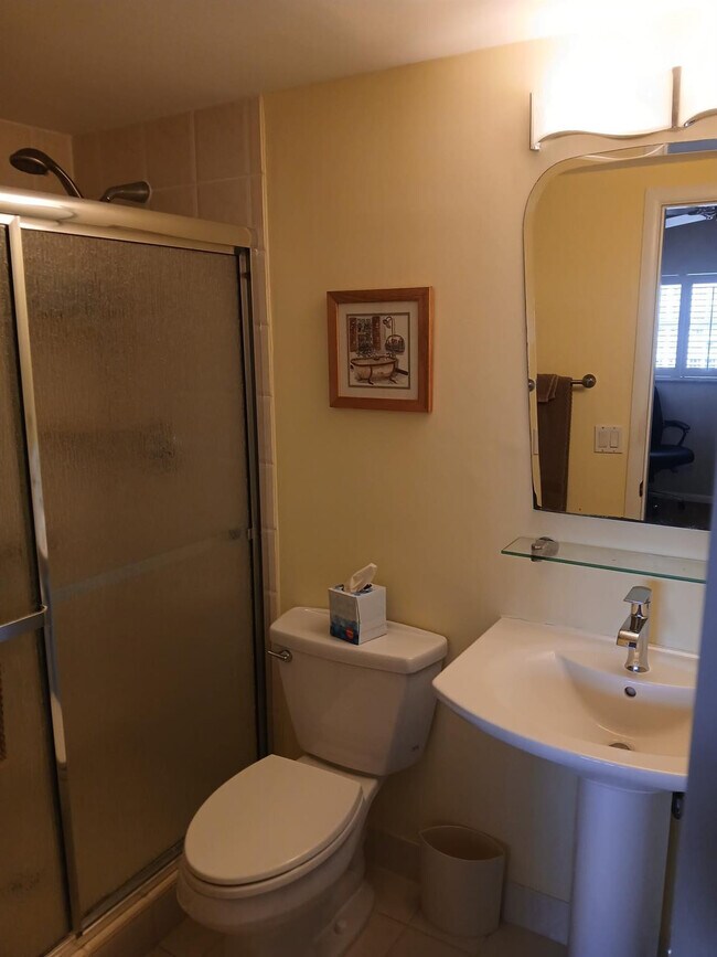 Building Photo - 3101 S Ocean Blvd