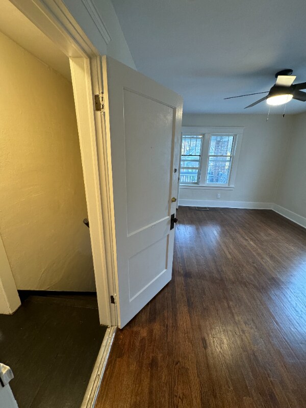 Building Photo - 306 N Fairview Ave