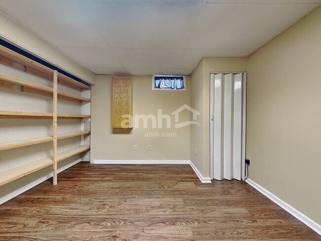 Building Photo - 6344 Sterling Woods Dr