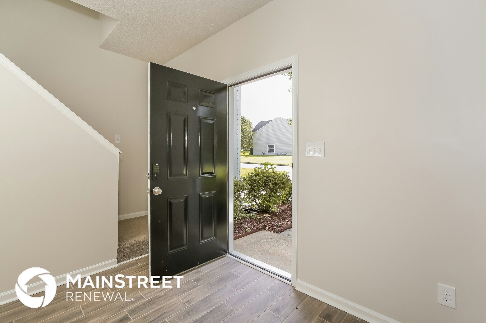 Building Photo - 2023 Gramercy Park Dr