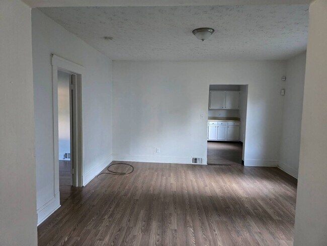 Building Photo - 8323 Medina Ave