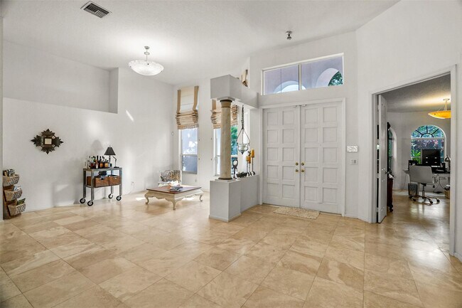 Building Photo - 1012 SW 156th Ave