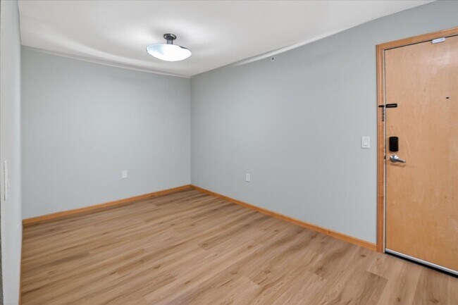 Building Photo - 8206 Starr Grass Dr