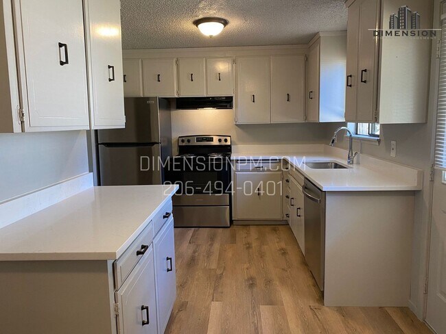 Interior Photo - Olympia Townhouses 325 Pattison
