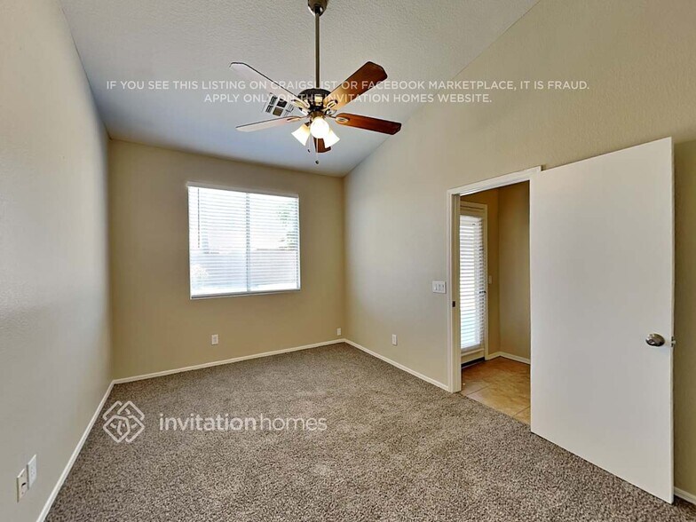 Building Photo - 16223 W Jefferson St