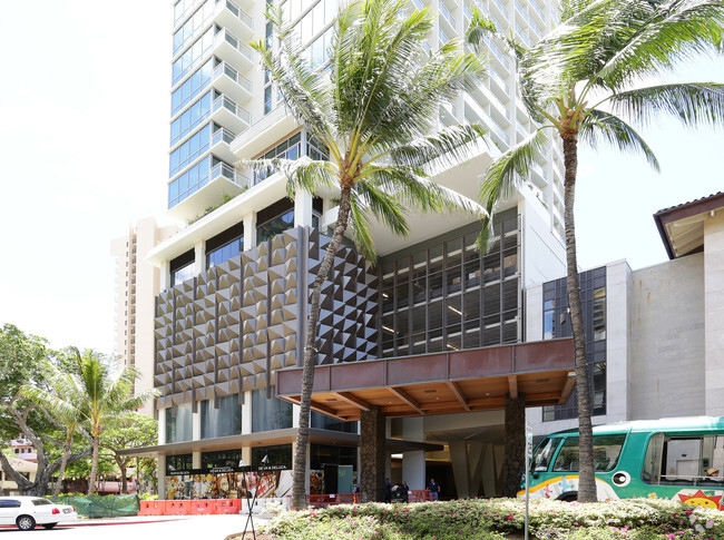 Building Photo - Ritz Carlton Residences Tower I