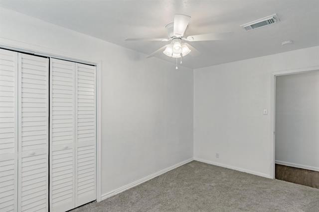 Building Photo - 5821 Circular Dr