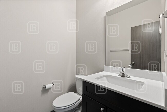 Building Photo - 14321 E 13th Ave