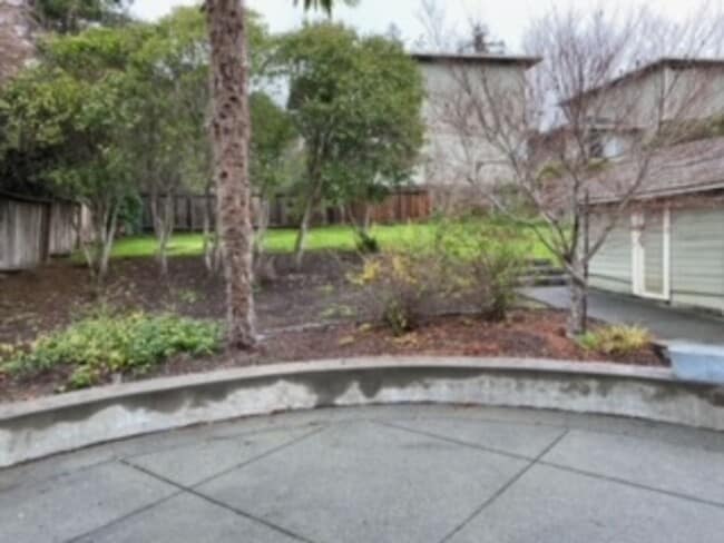 Building Photo - Historic Thomas House – A Rare Rental Opportunity in Petaluma! 2bd/2.5baths West Petaluma