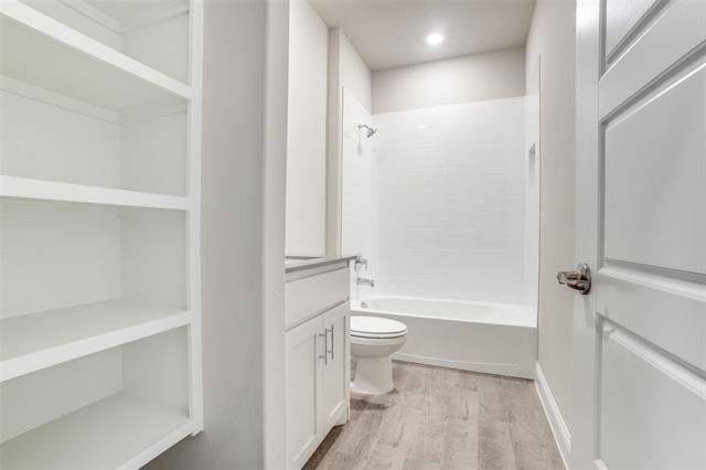 Building Photo - 2217 Redwing Dr