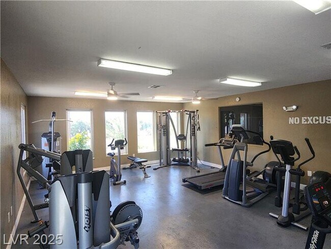 Building Photo - SPACIOUS 2BED/2BATH CONDO * SECOND FLOOR UNIT*
