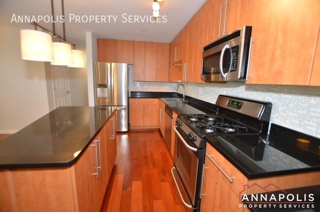 Building Photo - 1117 Primrose Ct