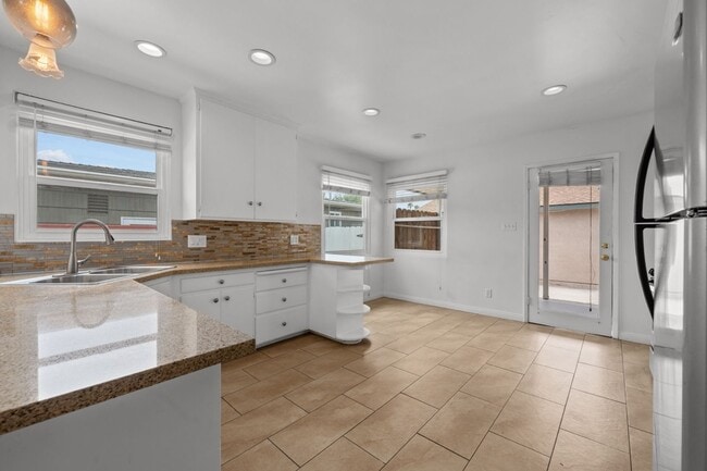 Primary Photo - 4922 64th St