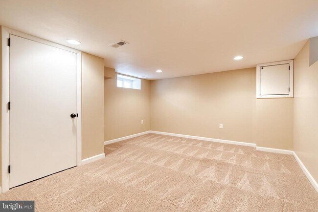 Building Photo - 4011 Evans Chapel Rd