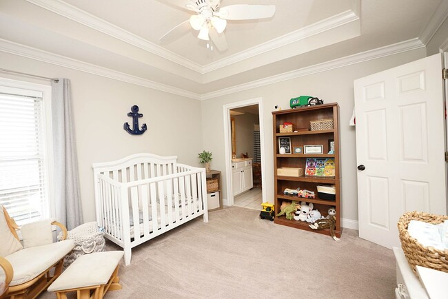Building Photo - Bluewater Bay!