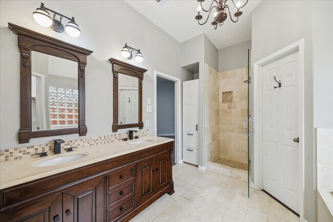 Building Photo - 20910 Sandy Briar Ct