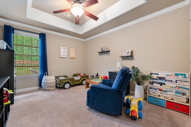 Building Photo - Wonderful Sherwood Home