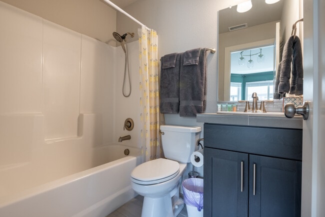 Building Photo - 8899 SW Elena Ln