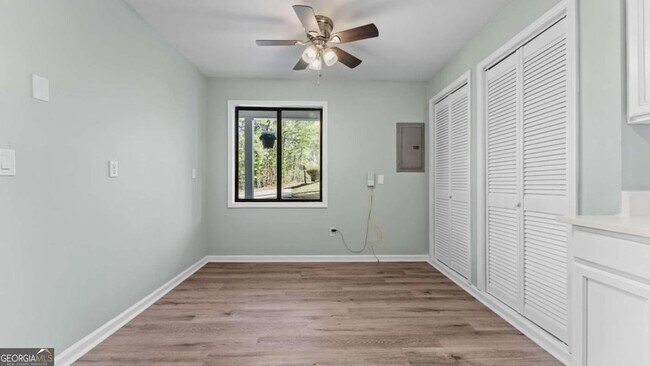 Building Photo - 4383 Mitchell Hill Dr