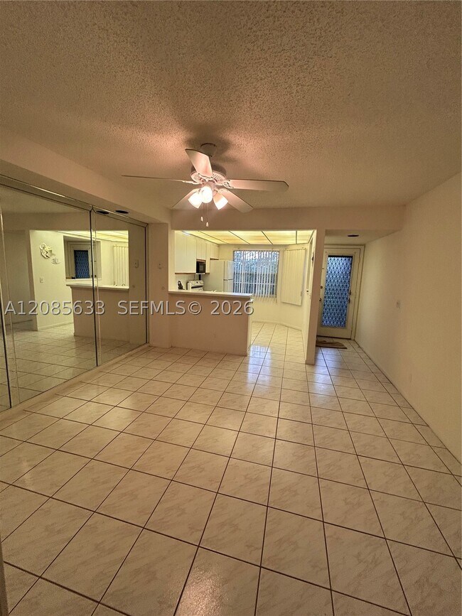 Building Photo - 1351 SW 125th Ave