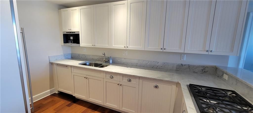 Building Photo - 1 Tower Dr