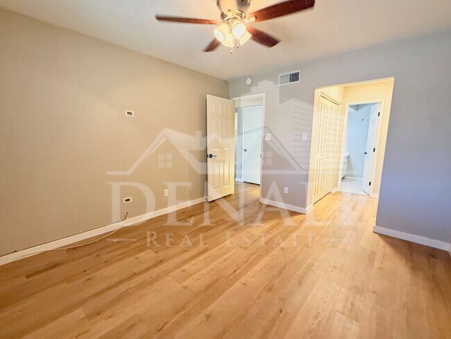 Building Photo - 8314 E Keim Dr