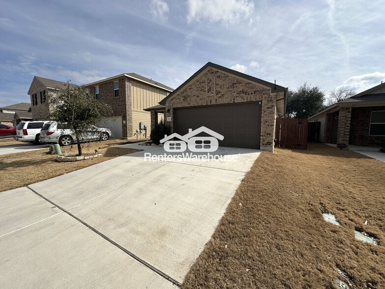 Building Photo - 513 Longmount Cv