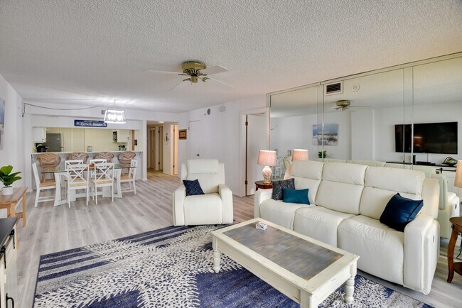 Building Photo - 3855 S Atlantic Ave