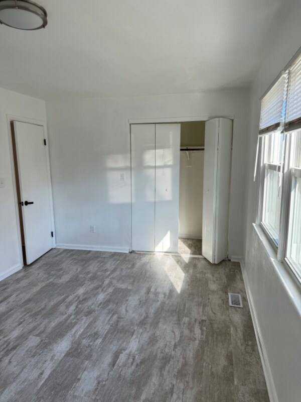 Building Photo - 3744 Cape Henry Ave