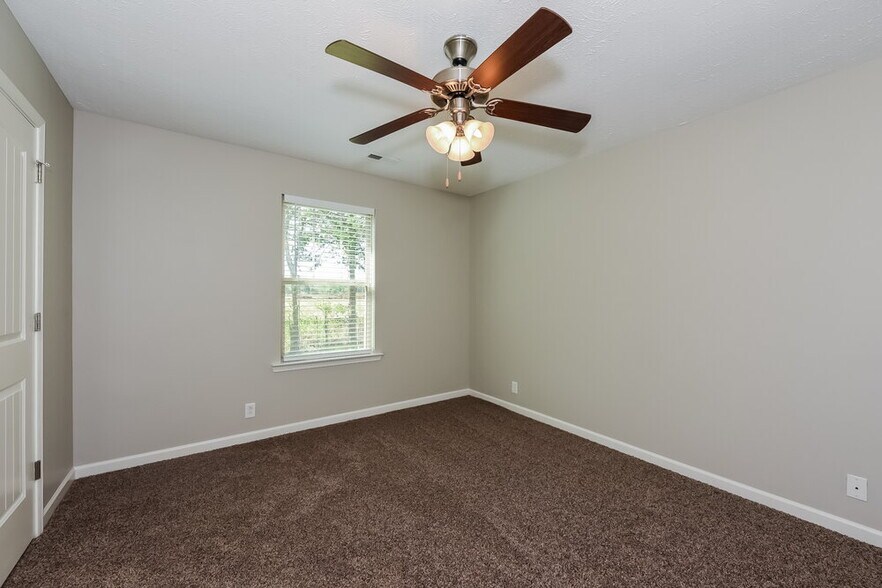 Building Photo - 1854 Warmingfield Dr