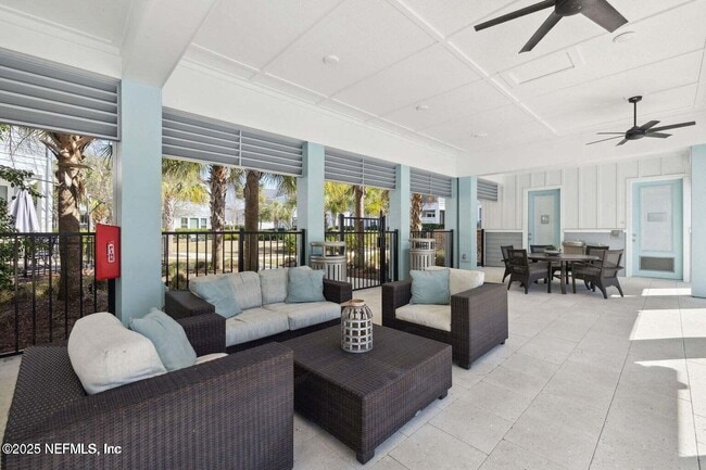 Building Photo - 11340 Breakers Bay Wy