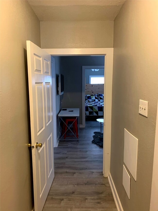 Building Photo - 5313 Avenue K