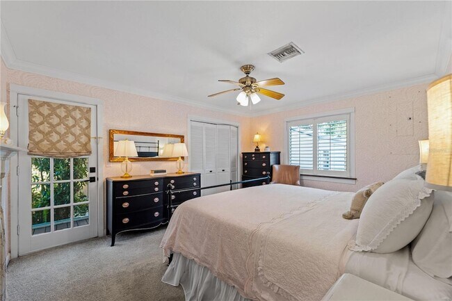 Building Photo - 731 Texas St