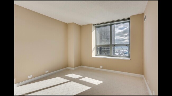 Building Photo - 474 N Lake Shore Dr