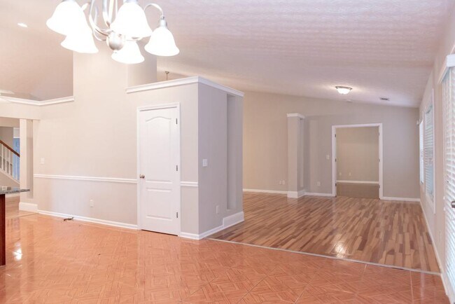 Building Photo - 1159 Simonton Glen Way SE