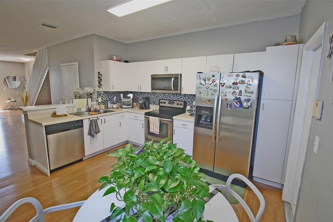 Building Photo - 3618 San Simeon Cir