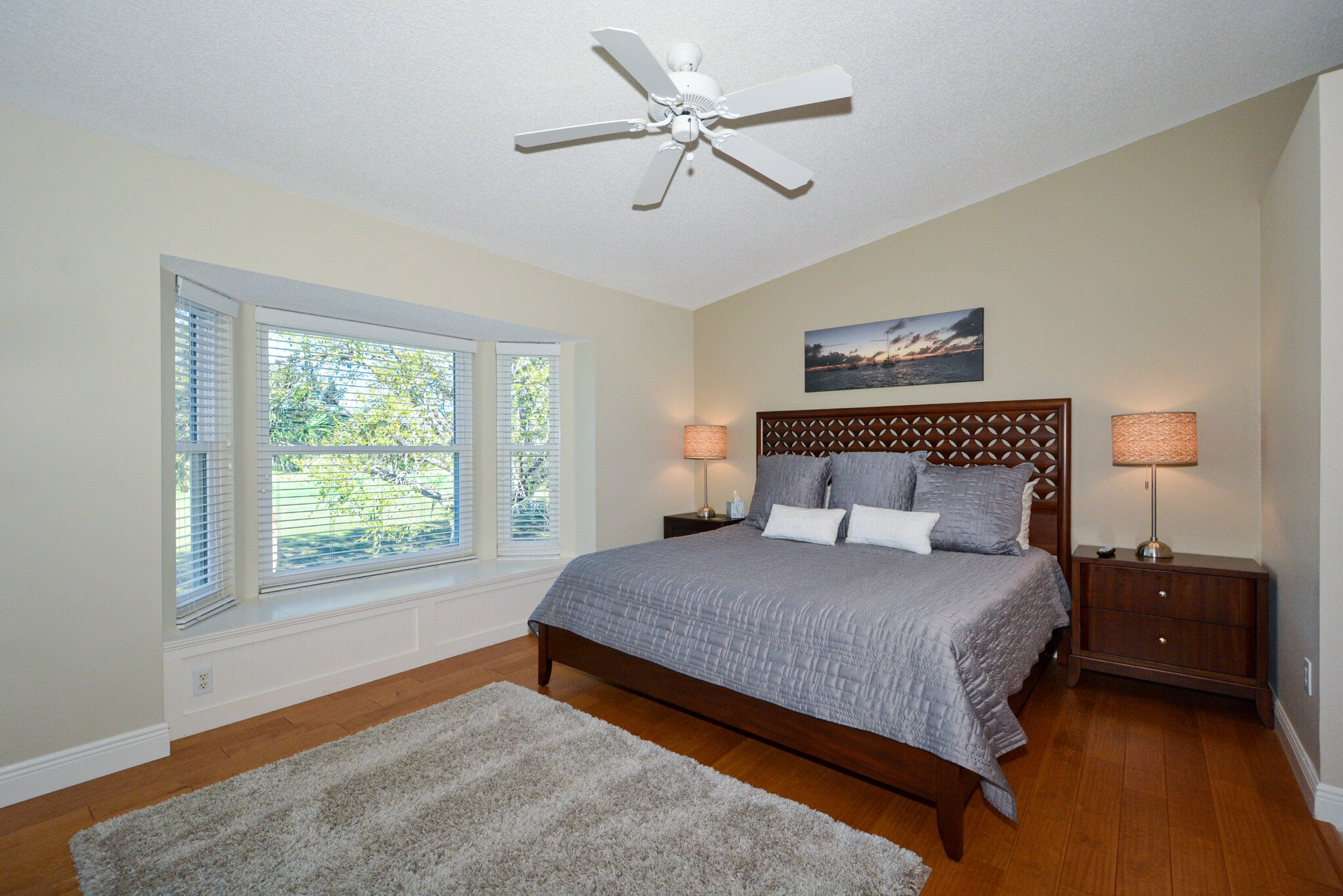 Building Photo - 9470 High Gate Dr