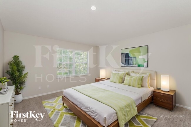 Building Photo - 1044 Lake Shore Ranch Dr