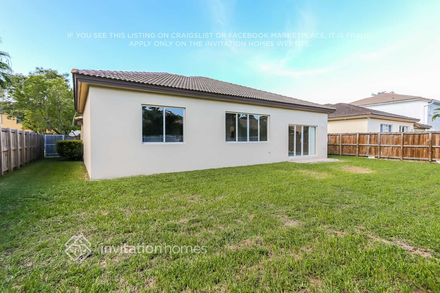 Building Photo - 15220 SW 10th St