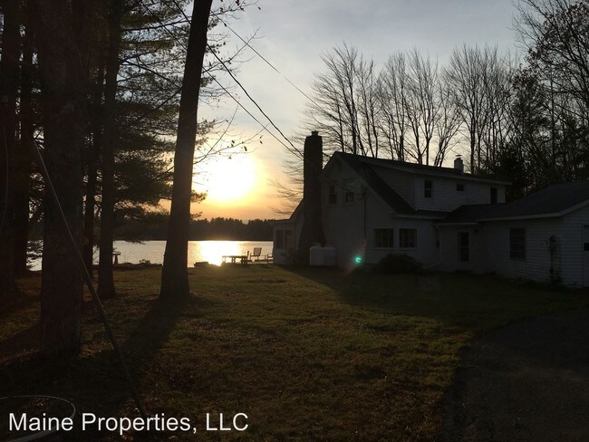 Building Photo - 2 br, 2 bath House - 1 Bonny Eagle Pond Road