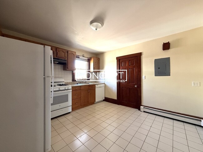 Building Photo - 28 Alewife Brook Pkwy