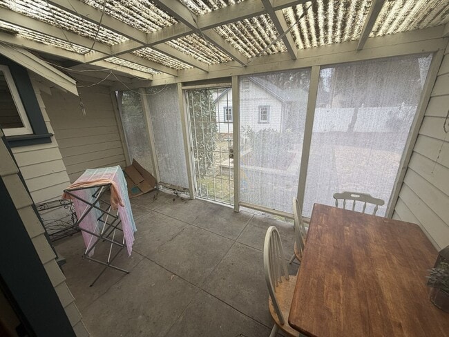 Building Photo - RARE Opportunity to Live on Mansion Avenue! Across the Street From CSUC