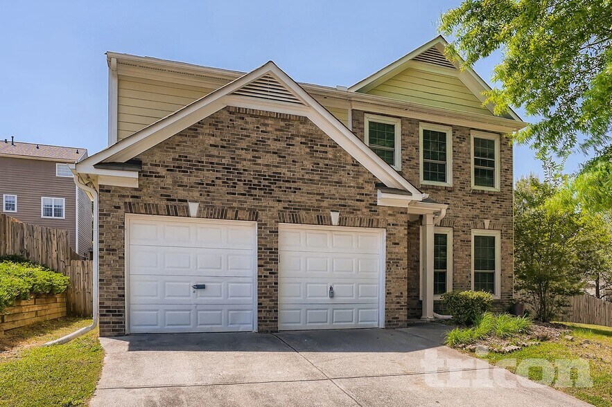 Building Photo - 415 Park Creek Trce