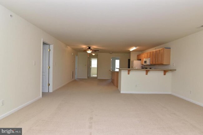 Building Photo - 1306 Caitlins Way