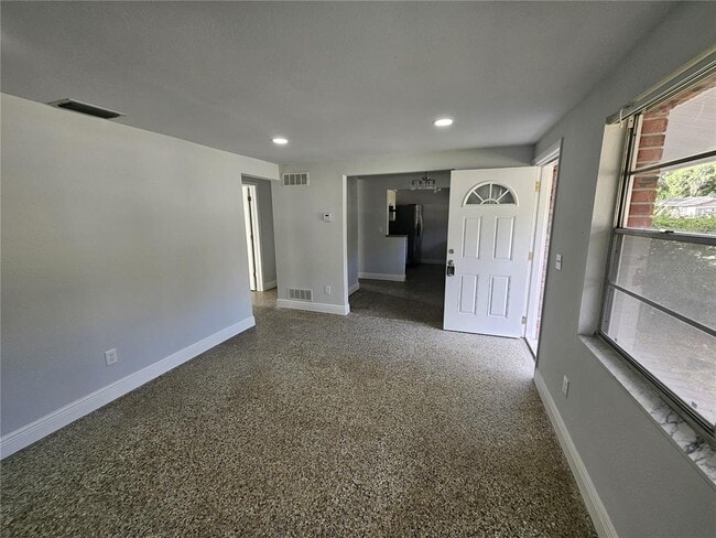 Building Photo - 4419 Atwood Dr