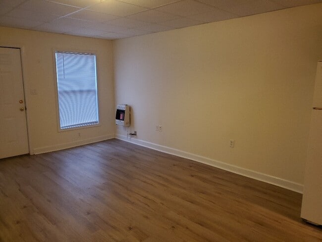 Building Photo - 512 Pine St